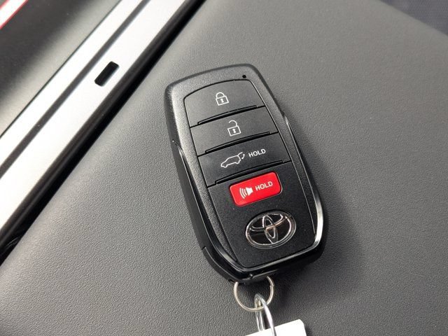 New 2026 Toyota RAV4 XSE AWD/4WD image 30