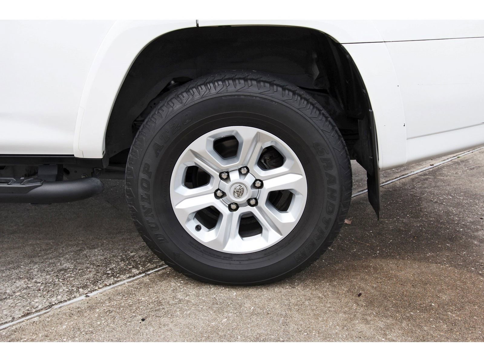 Used 2022 Toyota 4Runner SR5 Premium w/ Moonroof Package image 32