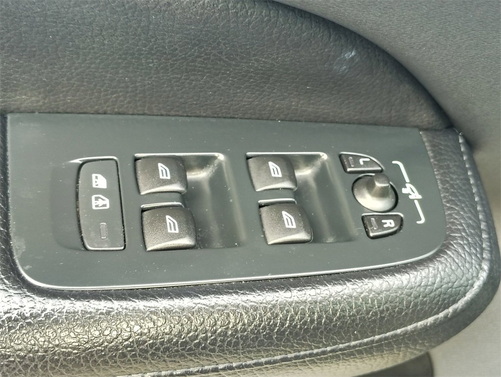 Certified 2022 Volvo S60 B5 Inscription image 10