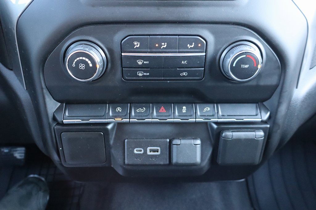 Used 2021 Chevrolet Silverado 1500 Custom image 11