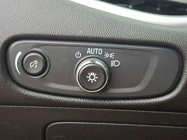 Used 2024 Chevrolet Malibu LT image 24