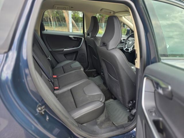 Used 2013 Volvo XC60 3.2 FWD image 33