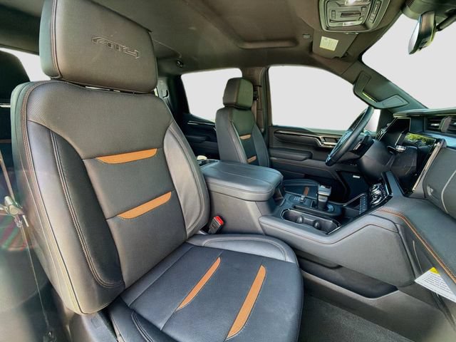 Used 2025 GMC Sierra 1500 AT4 w/ AT4 Premium Package AWD/4WD image 15