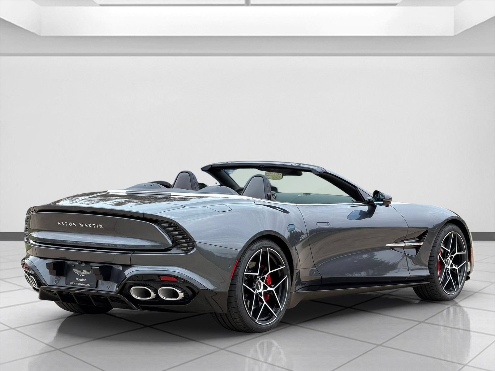 New 2026 Aston Martin Vanquish Convertible RWD image 10