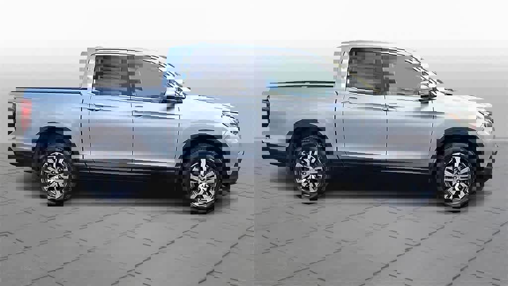 Used 2017 Honda Ridgeline RTS image 9