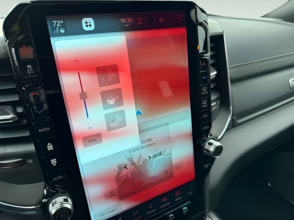 New 2026 RAM 2500 Laramie AWD/4WD image 22