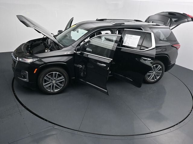 Used 2023 Chevrolet Traverse High Country AWD/4WD image 43
