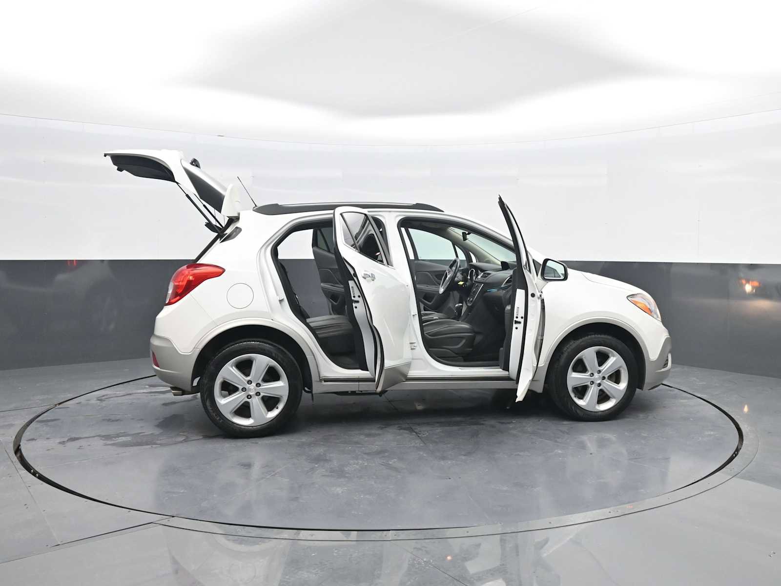 Used 2015 Buick Encore AWD image 44