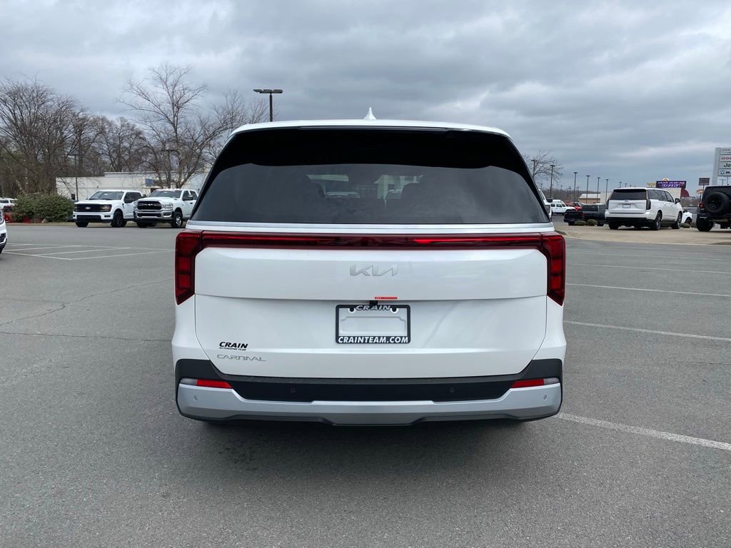 New 2026 Kia Carnival FWD image 6