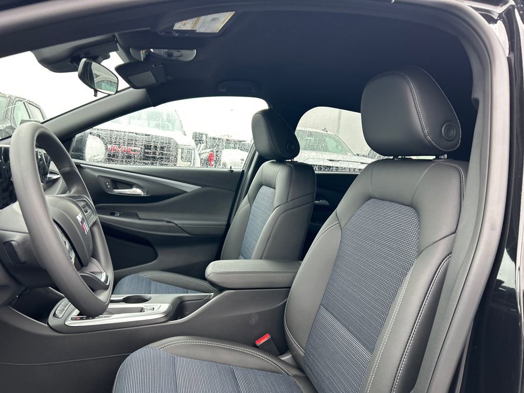 New 2026 Buick Envista Preferred FWD image 17