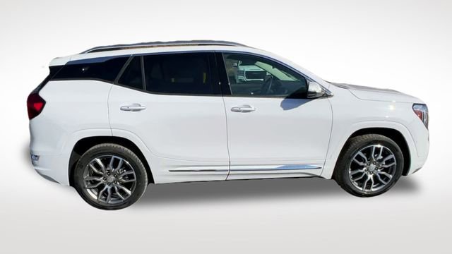 Certified 2023 GMC Terrain Denali w/ Denali Premium Package image 9