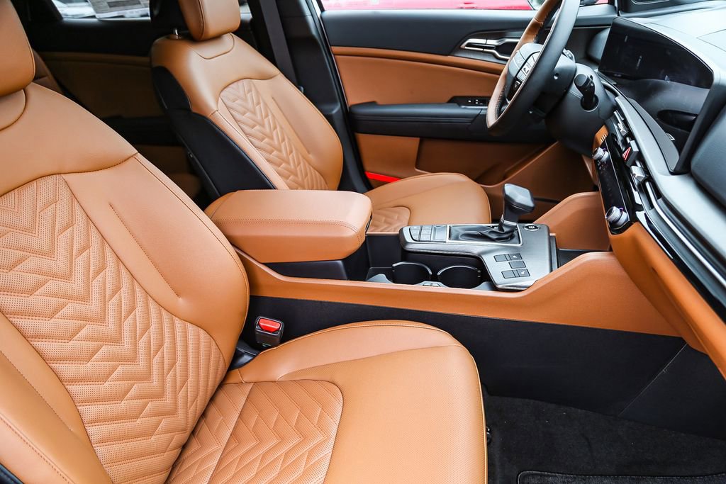 Certified 2026 Kia Sportage X-Line w/ X-Line Technology Package AWD/4WD image 15