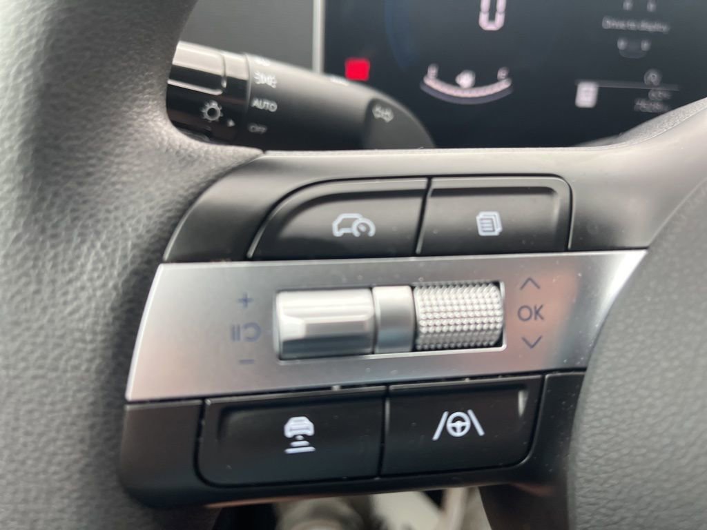 Certified 2025 Hyundai Tucson SEL image 18