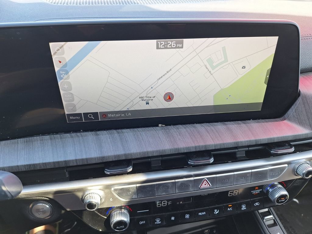 Used 2023 Kia Telluride EX w/ EX Captain's Chair Package image 16