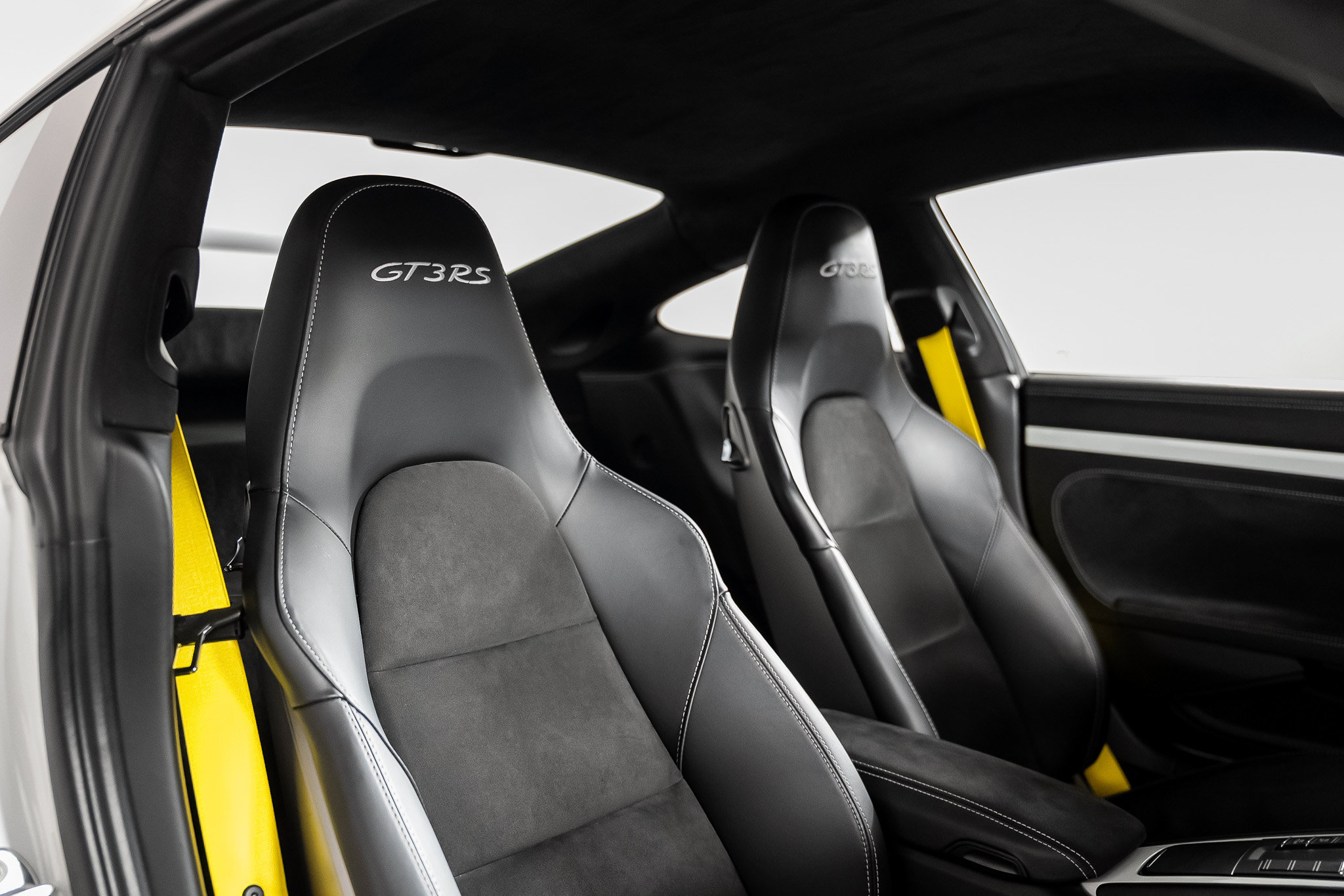 Used 2019 Porsche 911 GT3 RS RWD image 69