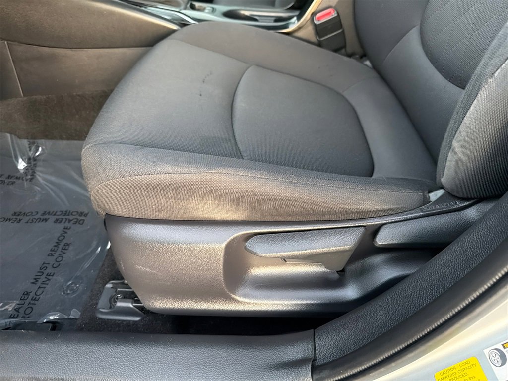 Used 2020 Toyota Corolla LE image 19