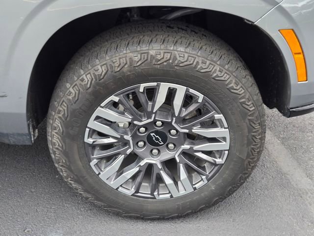 Used 2025 Chevrolet Tahoe Z71 AWD/4WD image 21