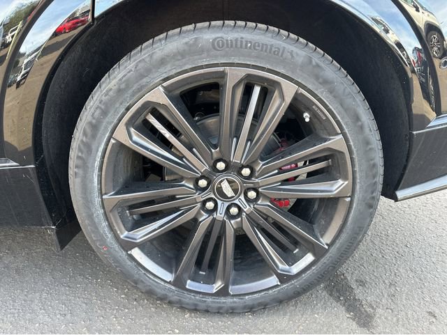 New 2026 Cadillac Lyriq V w/ Exterior Carbon Fiber Package image 4