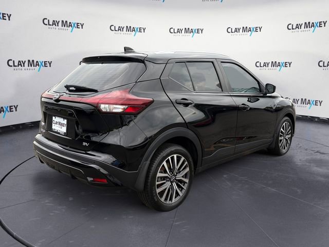 Used 2022 Nissan Kicks SV FWD image 5