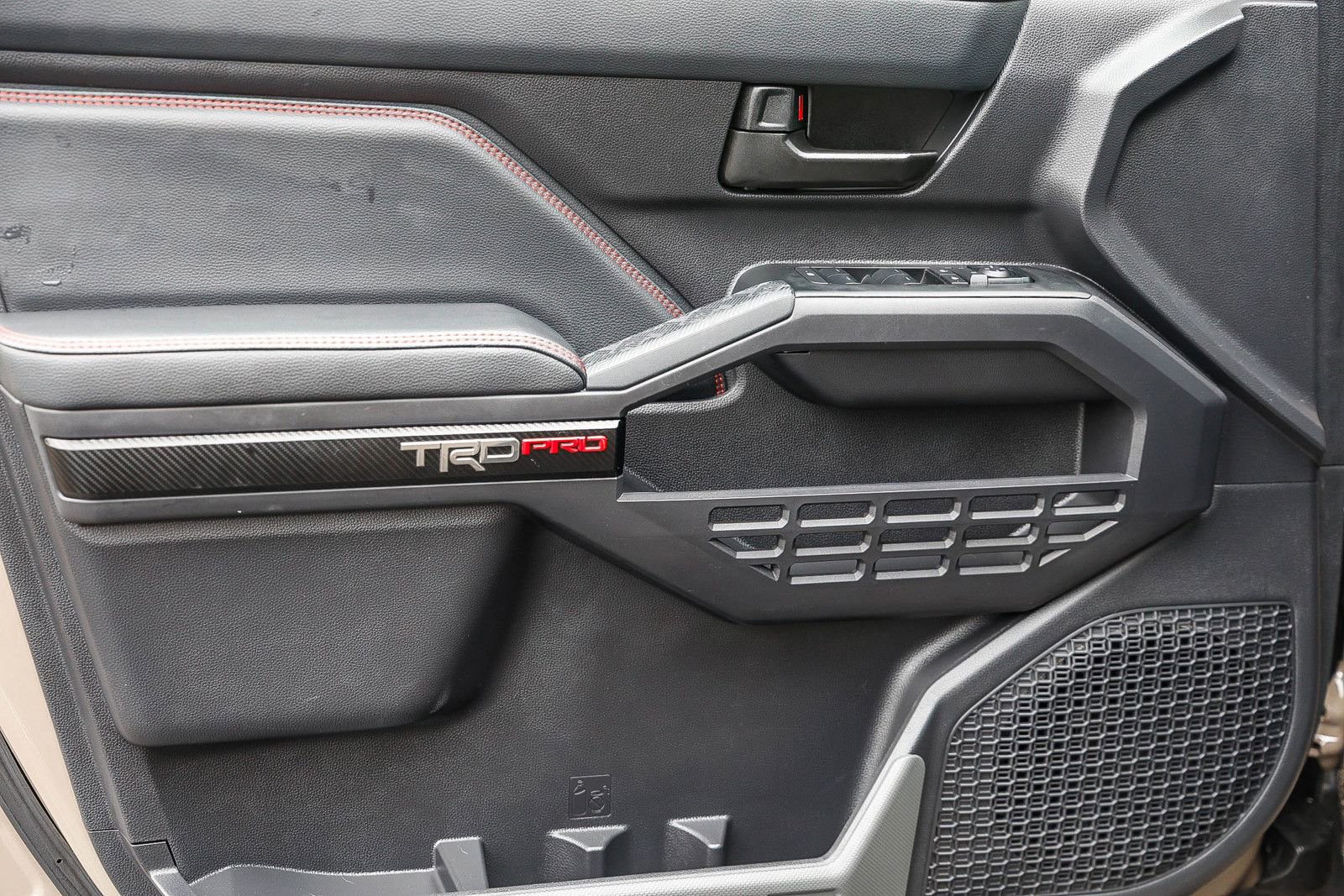 Used 2025 Toyota Tacoma TRD Pro image 21