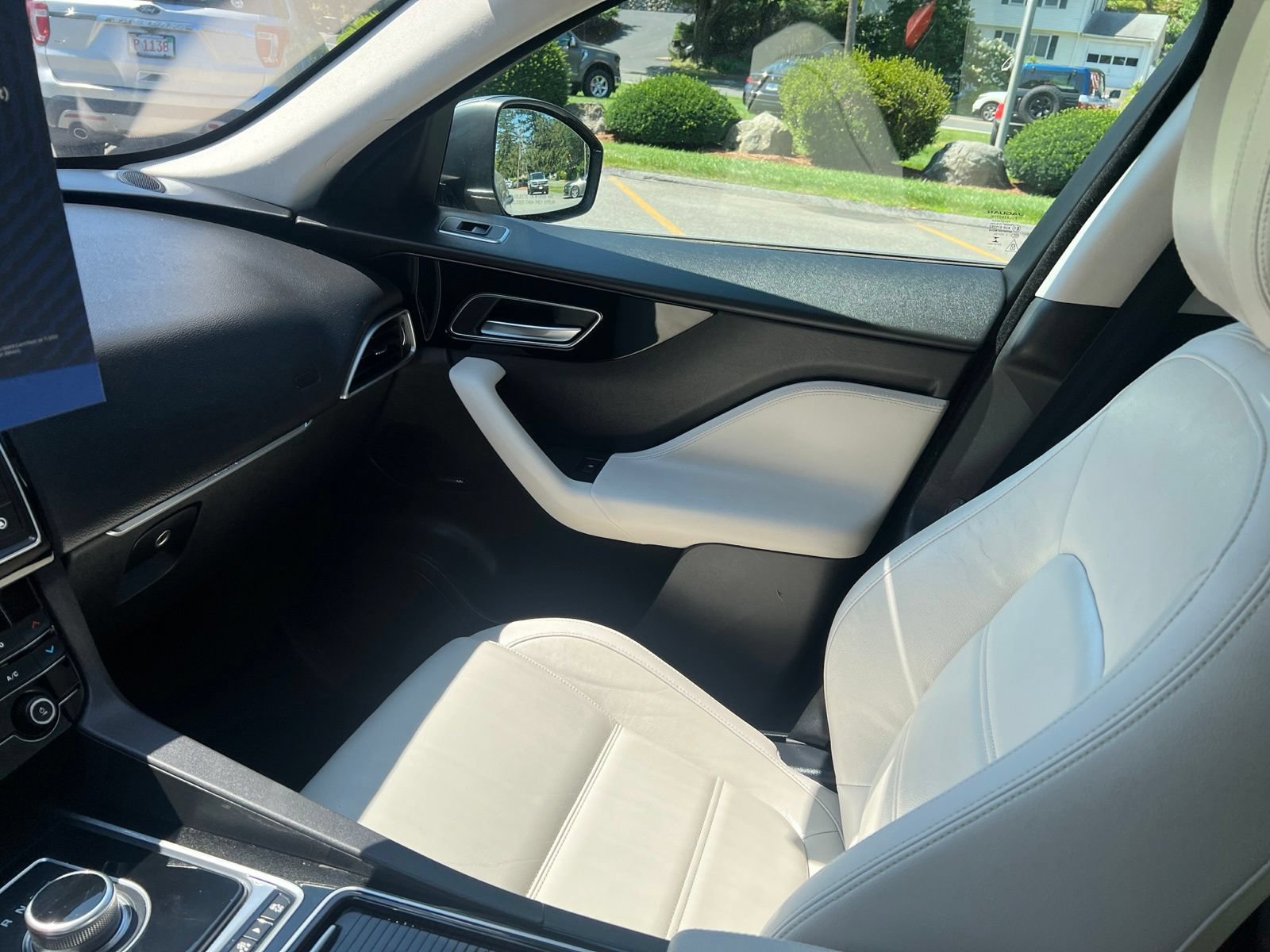 Used 2018 Jaguar F-PACE Prestige AWD/4WD image 37