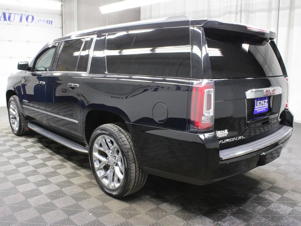 Used 2019 GMC Yukon XL Denali AWD/4WD image 6