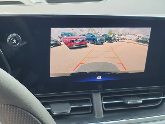 Used 2025 Chevrolet Trax LT FWD image 27