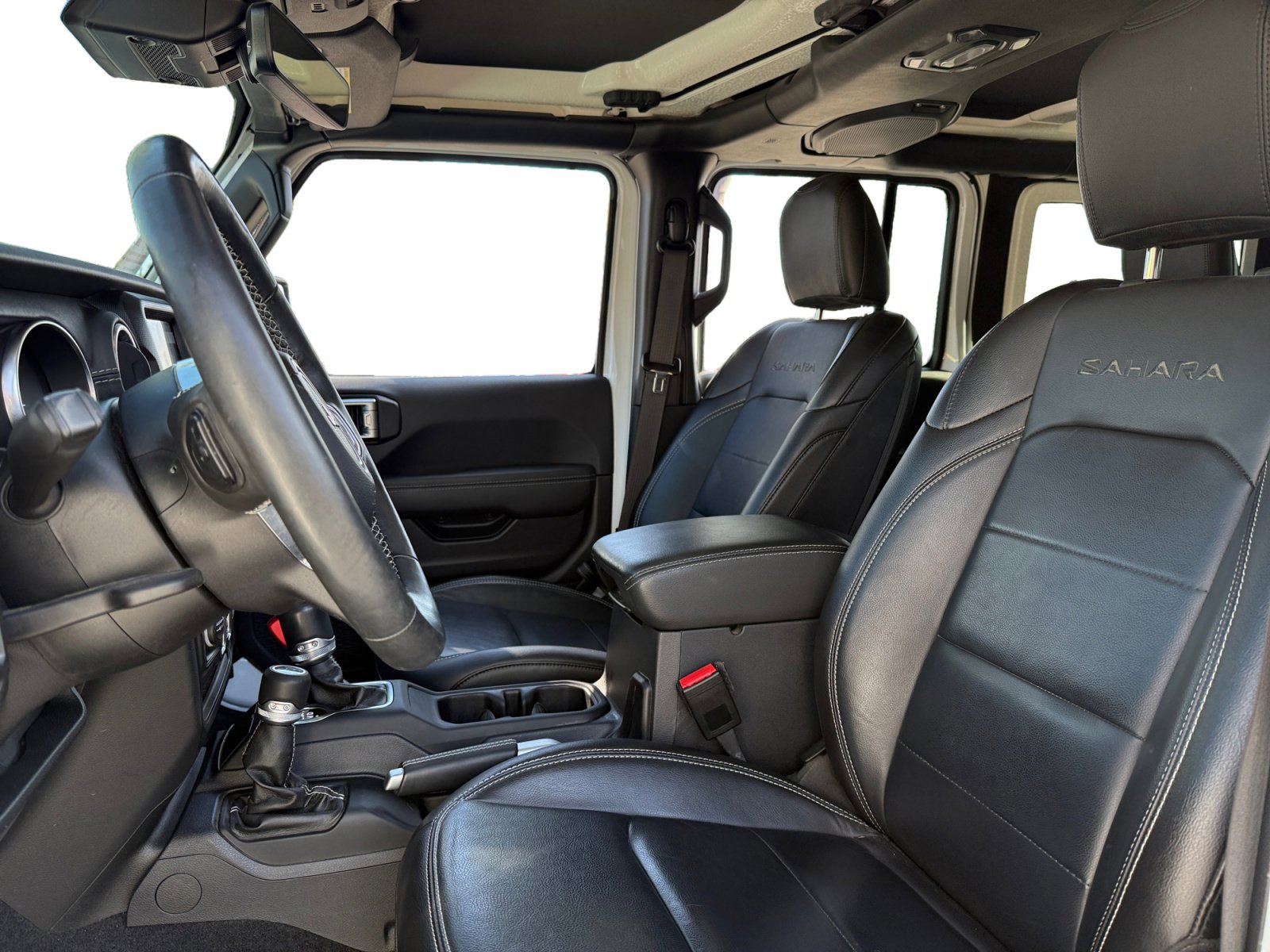 Used 2021 Jeep Wrangler Unlimited Sahara w/ Cold Weather Group image 9