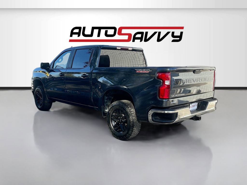 Used 2021 Chevrolet Silverado 1500 Custom Trail Boss w/ LPO, Dark Essentials Package AWD/4WD image 5