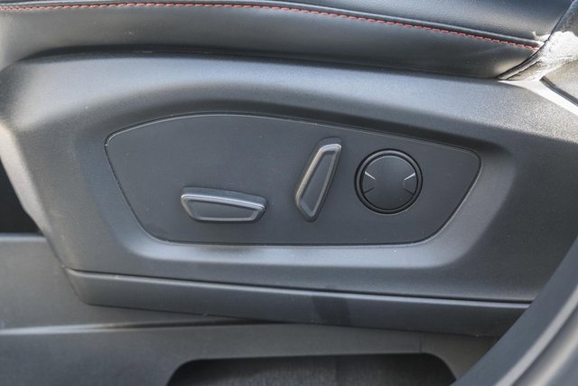 Used 2025 Ford Explorer ST-Line w/ ST-Line Street Pack image 38