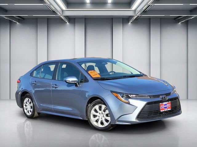 Used 2025 Toyota Corolla LE image 1
