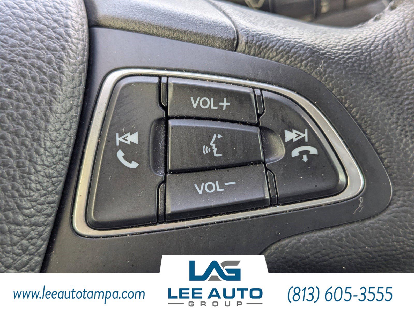 Used 2019 Ford Escape Titanium image 27