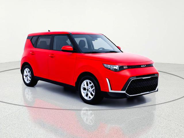 Certified 2023 Kia Soul LX w/ LX Technology Package FWD image 8
