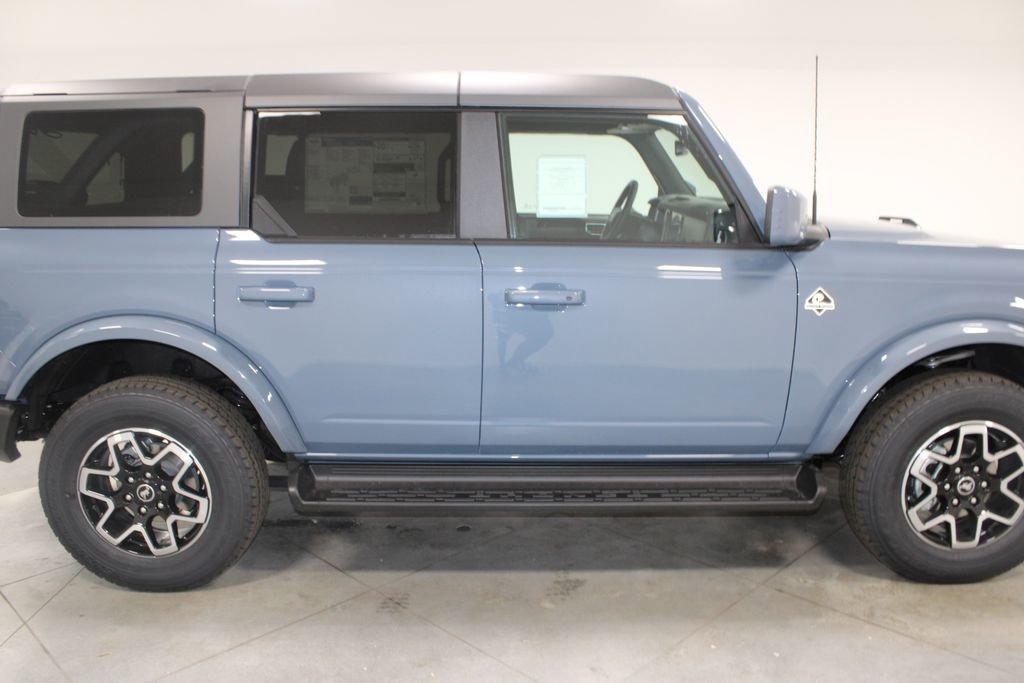 New 2025 Ford Bronco Outer Banks image 10