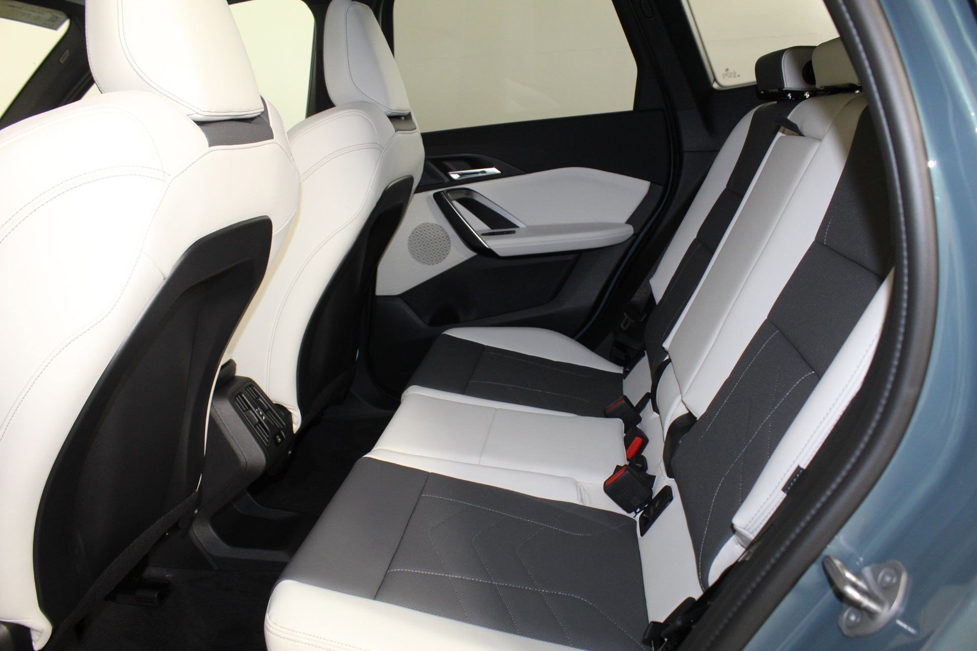 New 2026 BMW X1 xDrive28i w/ Convenience Package image 20