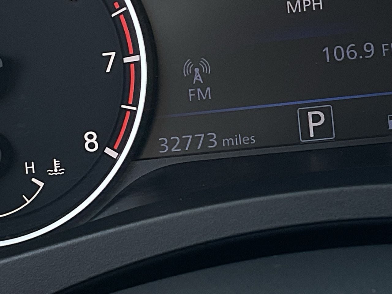 Used 2025 Nissan Altima 2.5 SV FWD image 39