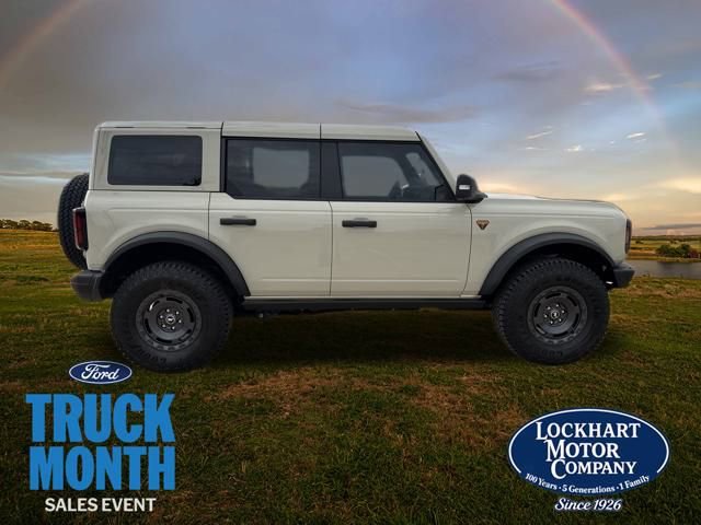 New 2025 Ford Bronco Badlands image 8