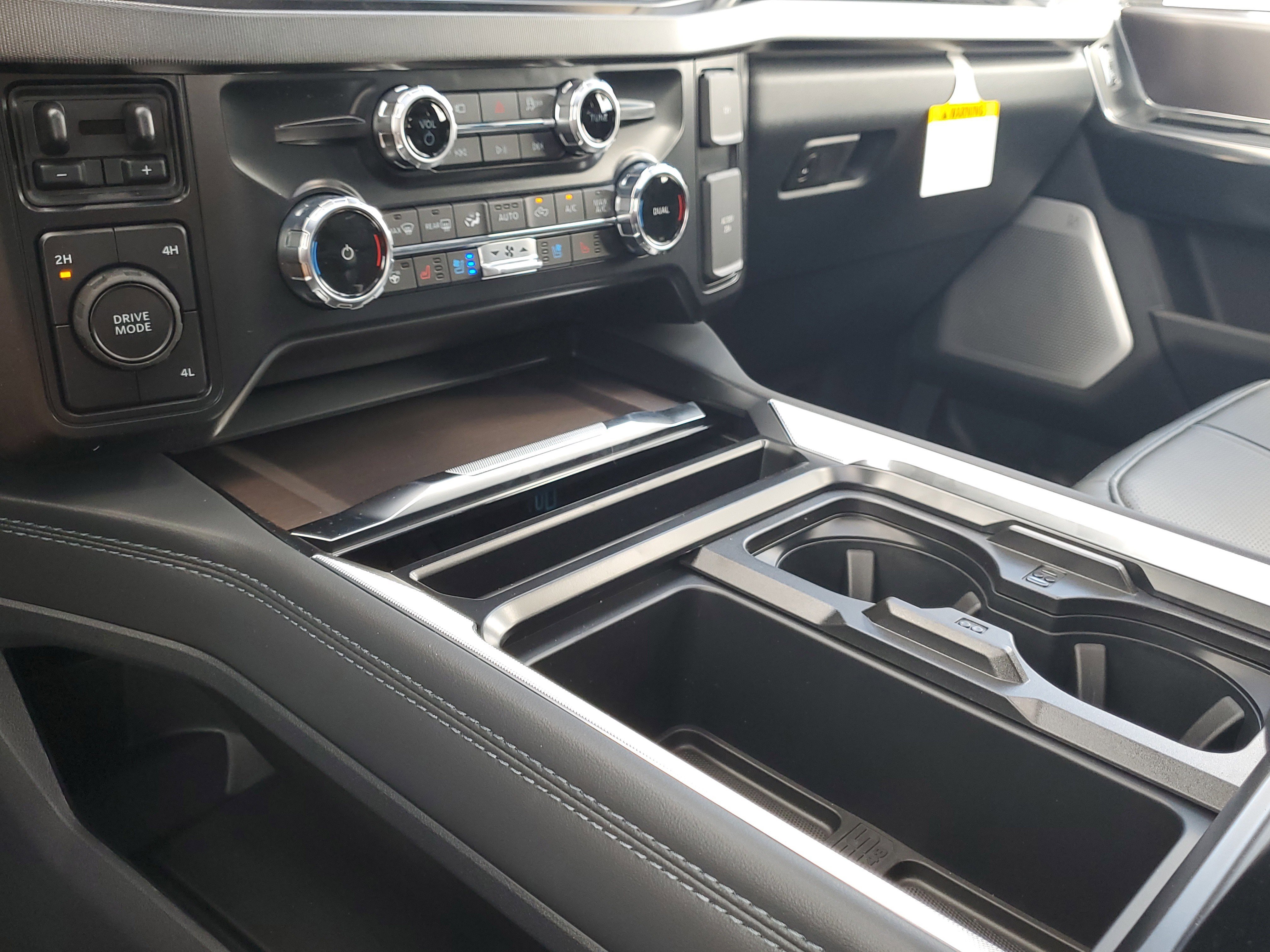 New 2026 Ford F450 Platinum image 19