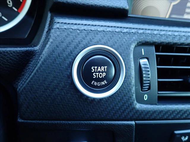 Used 2013 BMW M3 Coupe image 24