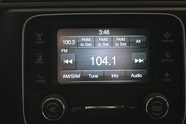 Used 2017 RAM 1500 Express image 19