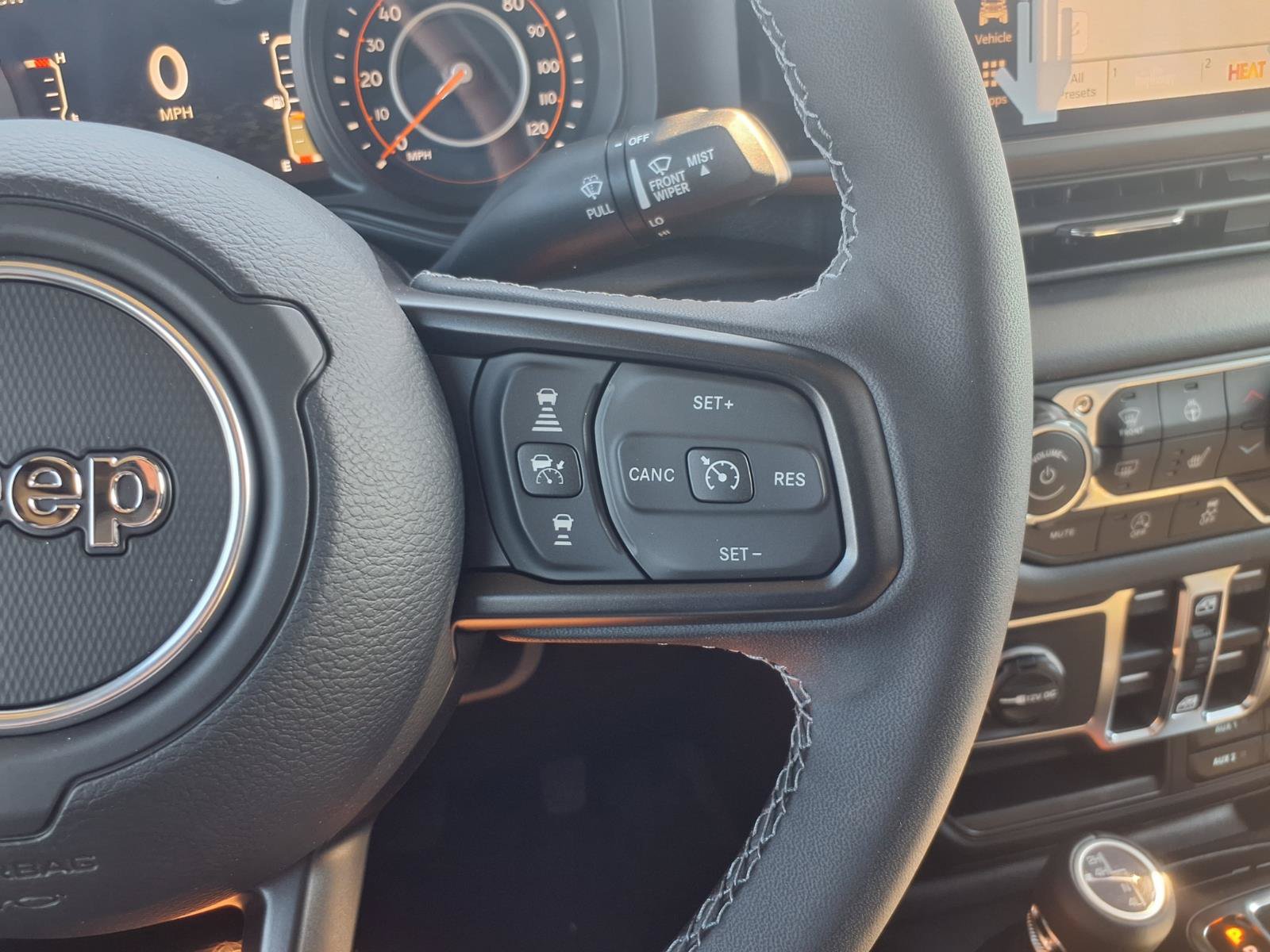 New 2026 Jeep Gladiator Sport AWD/4WD image 13
