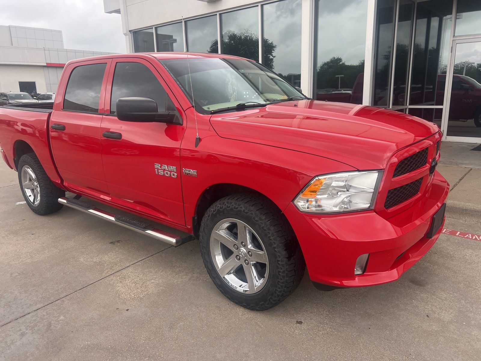 Used 2014 RAM 1500 Express AWD/4WD image 4