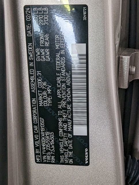 New 2024 Volvo XC60 T8 Core w/ Protection Package Premier AWD/4WD image 16