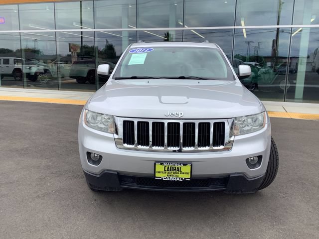 Used 2011 Jeep Grand Cherokee 70th Anniversary RWD image 4