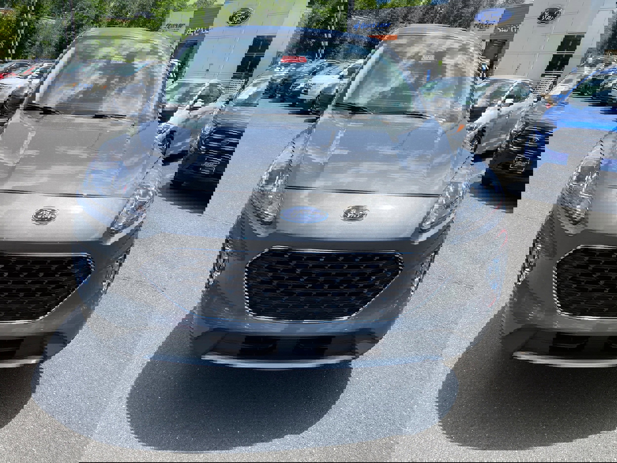 Used 2022 Ford Escape SEL video 2