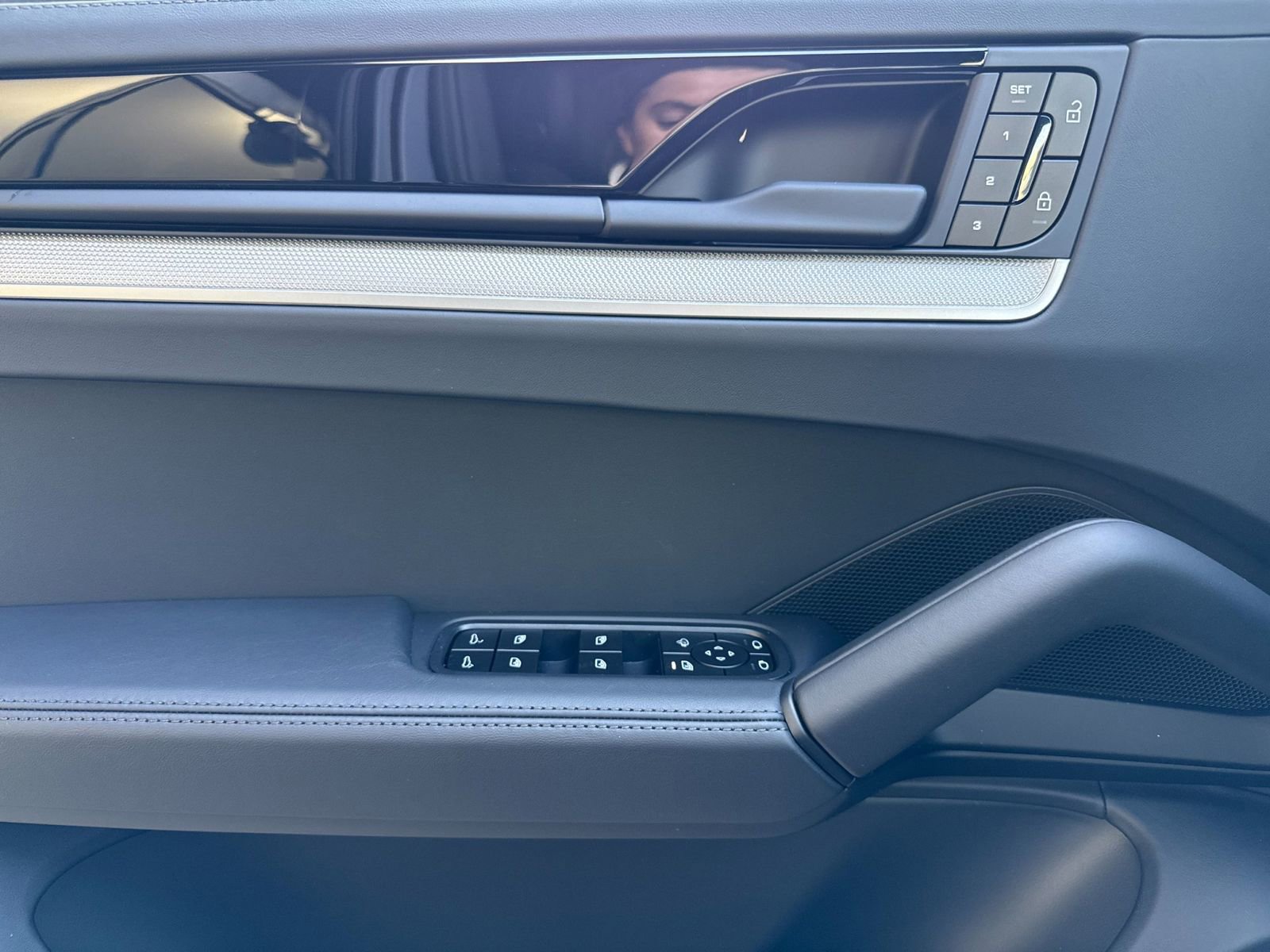 New 2026 Porsche Cayenne S image 12