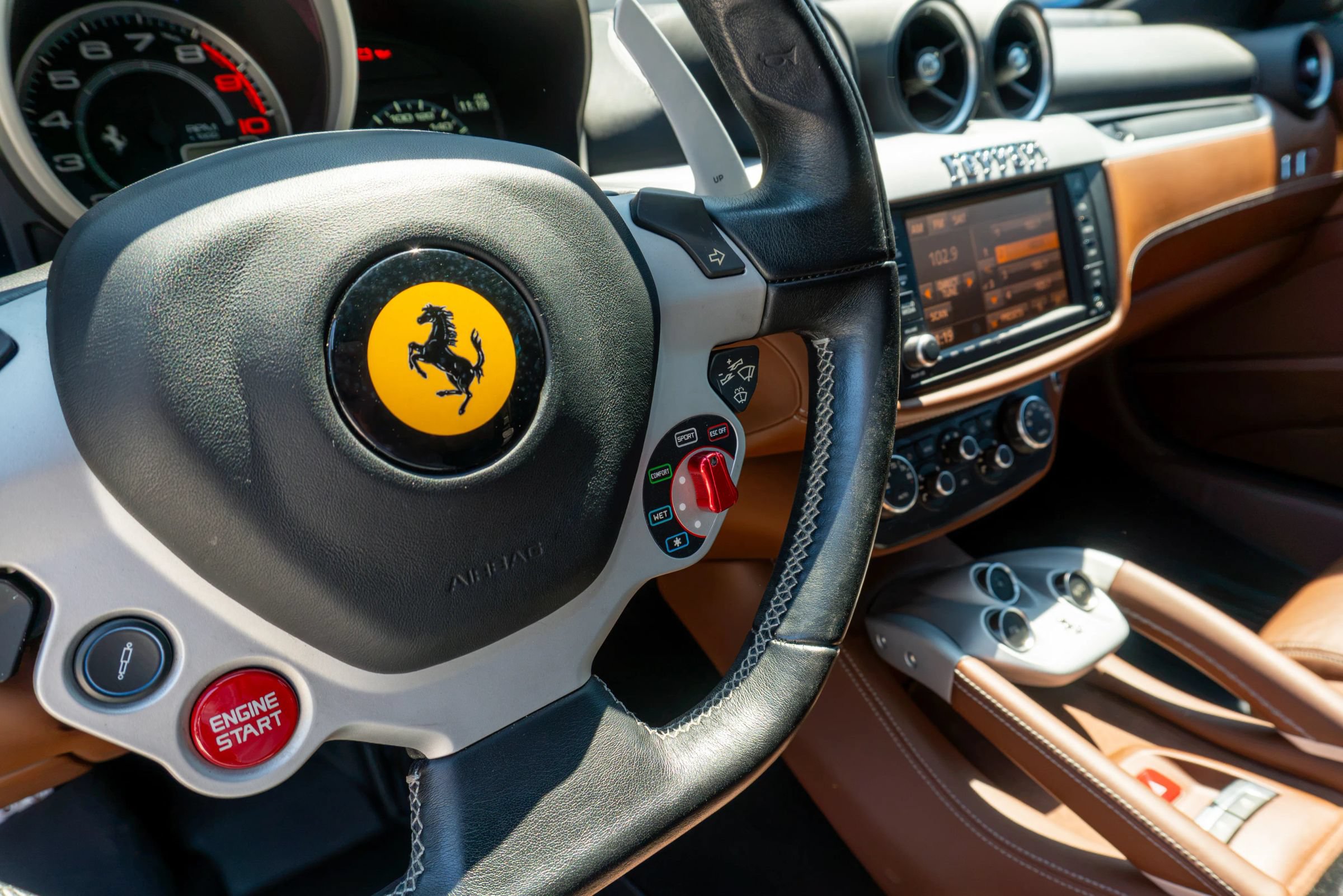 Used 2012 Ferrari FF AWD/4WD image 71