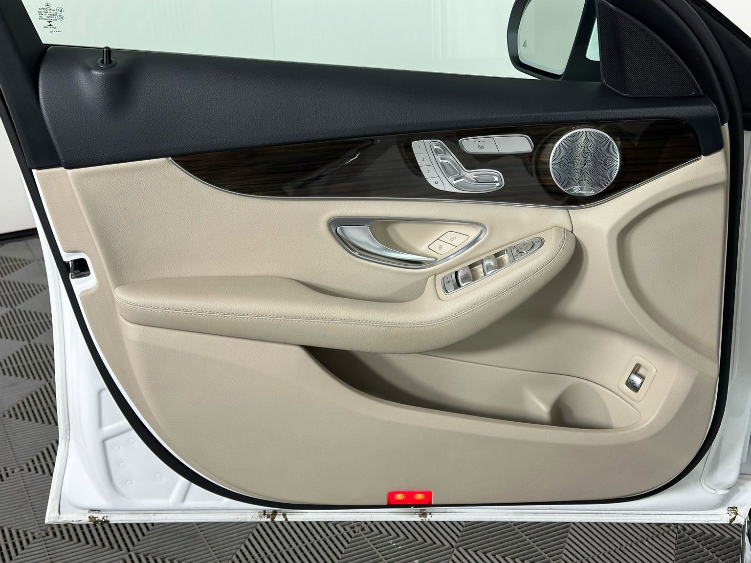 Used 2021 Mercedes-Benz C 300 Sedan w/ Premium Package image 36