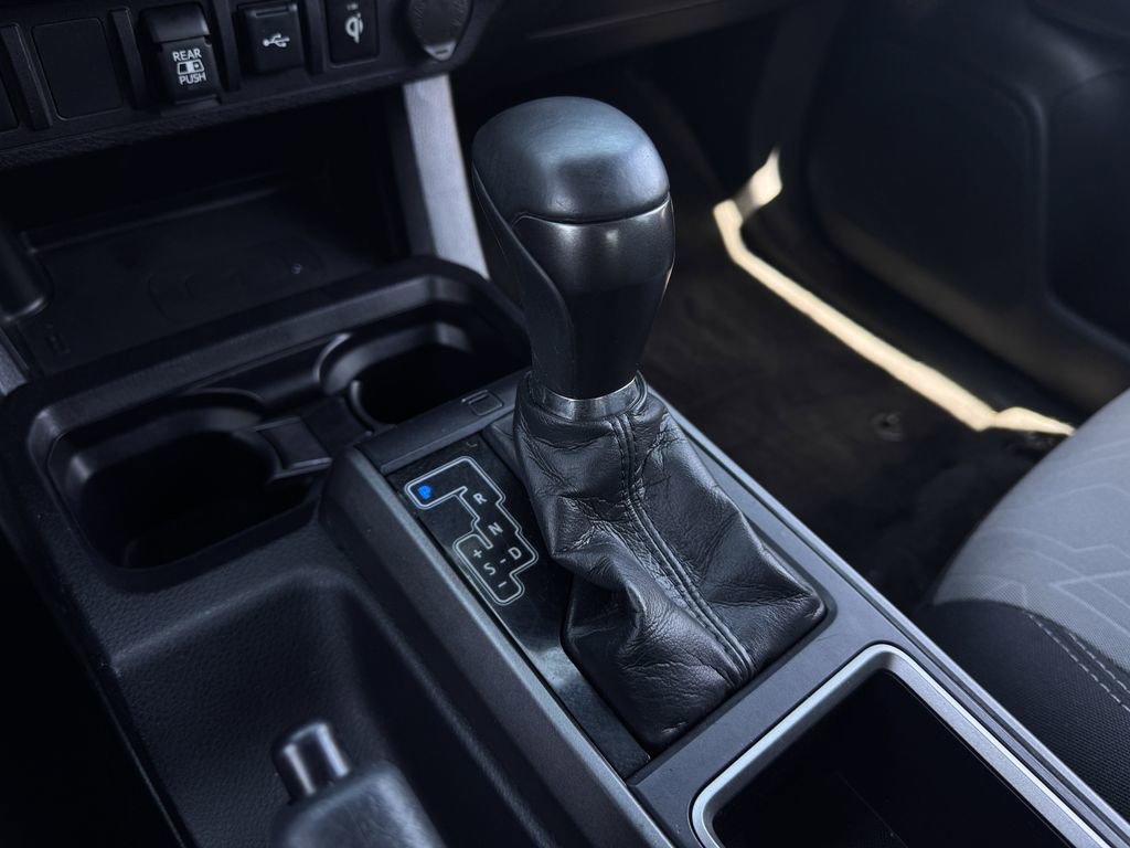 Used 2021 Toyota Tacoma TRD Off-Road image 19