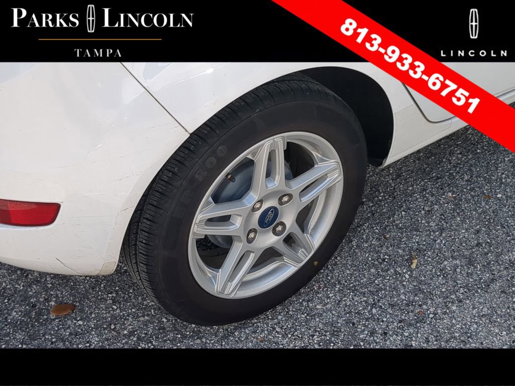 Used 2019 Ford Fiesta SE image 12